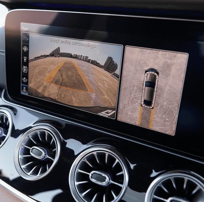 Camera hành trình tích hợp GPS